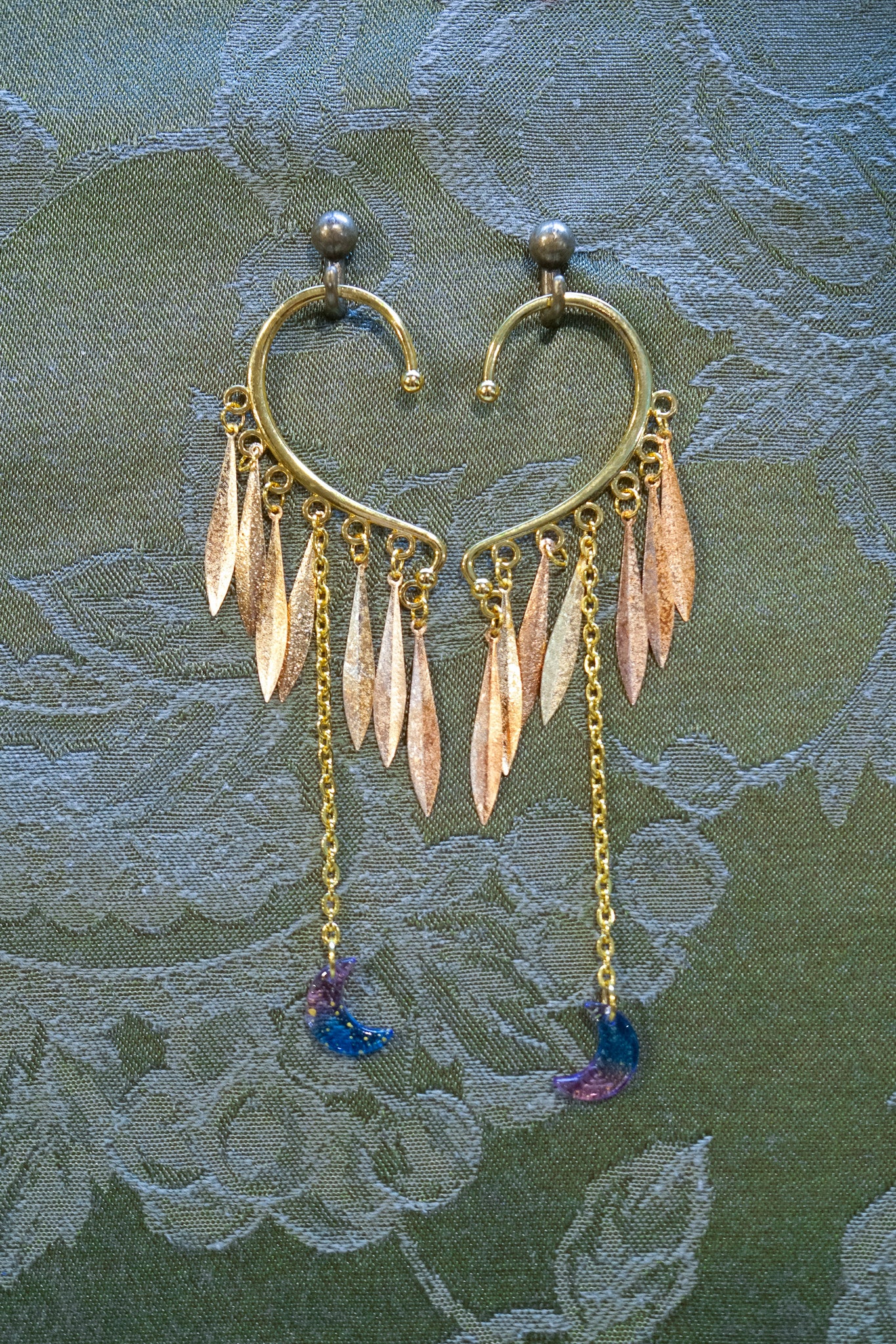 "Luar Rays" - OOAK Earcuff Pair