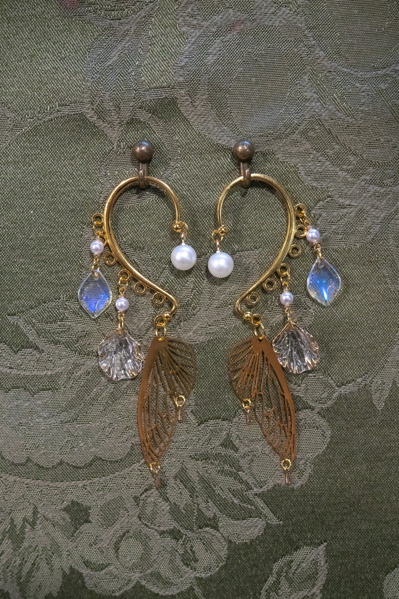 "Fairy Ring" - OOAK Earcuff Pair