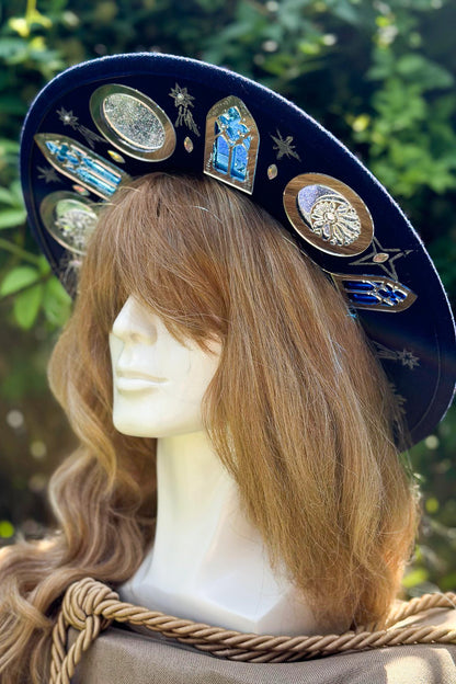 Seer of Celestial Lands : Limited Edition Hat of Arms