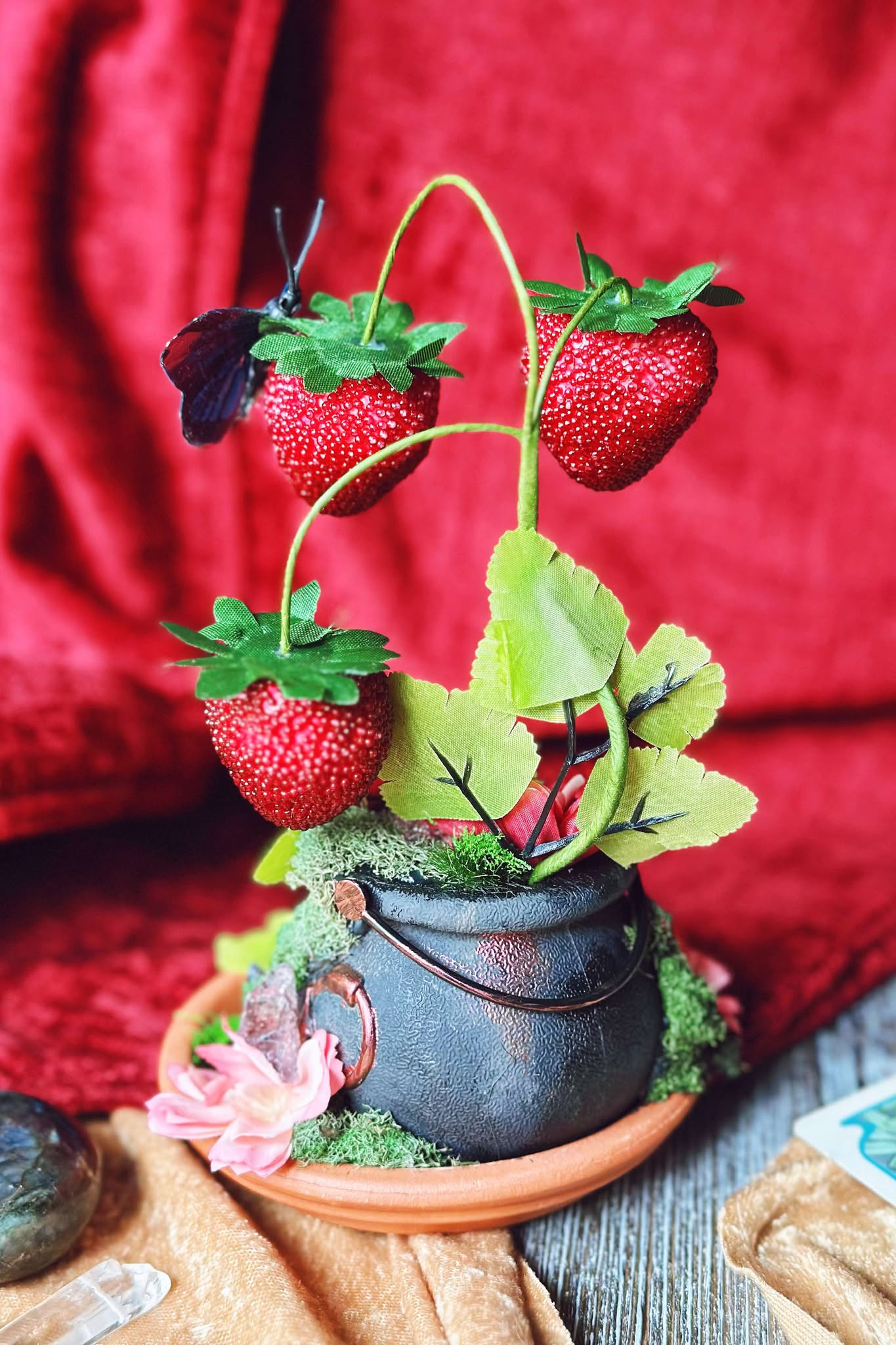 "Strawberry Garden" - Overgrown Witch Cauldron