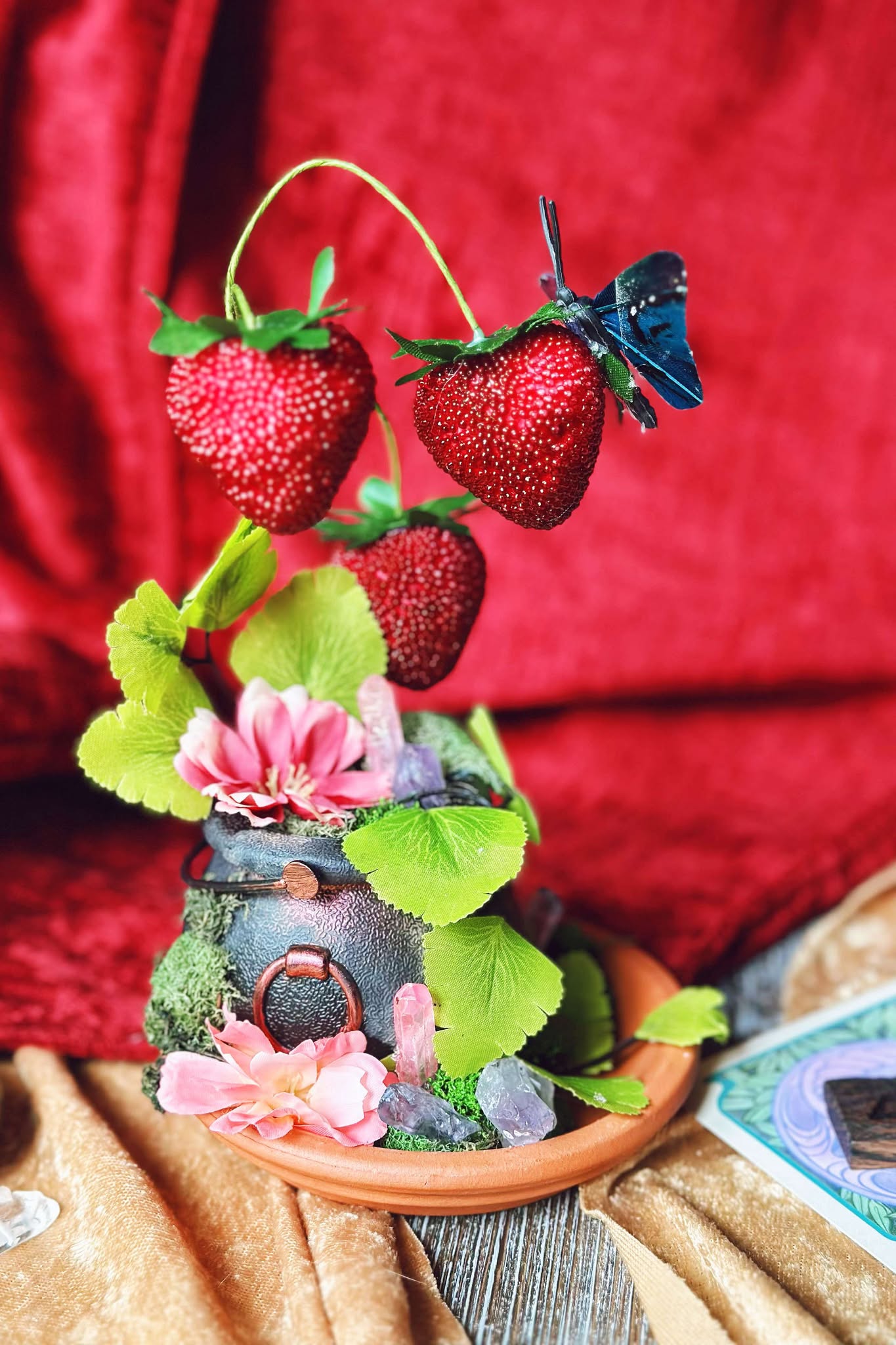 "Strawberry Garden" - Overgrown Witch Cauldron