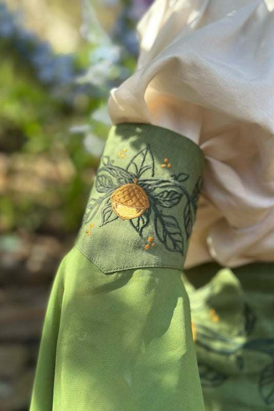 The Courtier's Sleeves