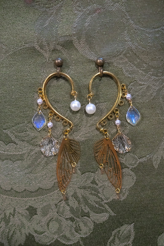 "Fairy Ring" - OOAK Earcuff Pair