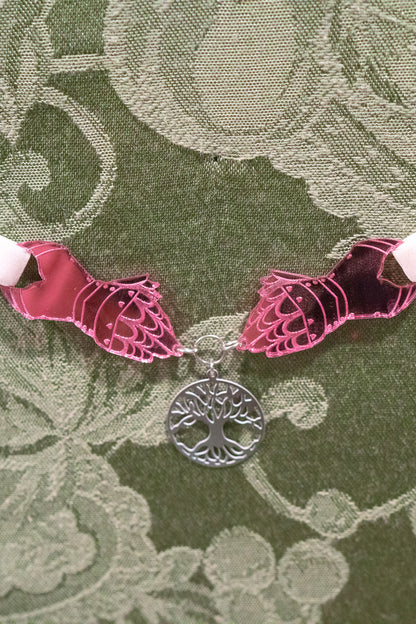 The Knight's Trinket Choker - White