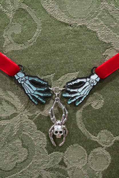 The Knight's Trinket Choker - Red