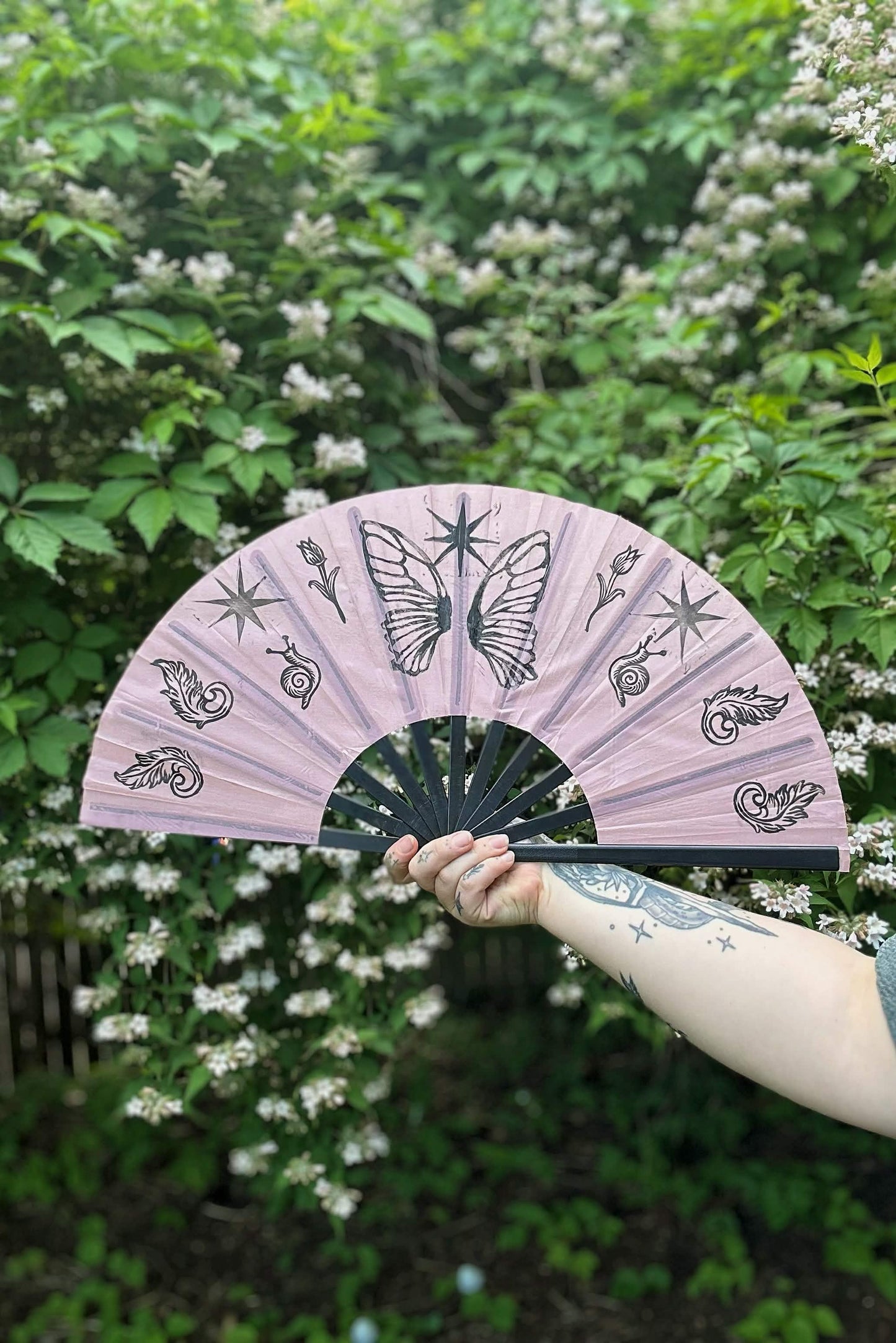 Pansy Pixie - Fabled Fan