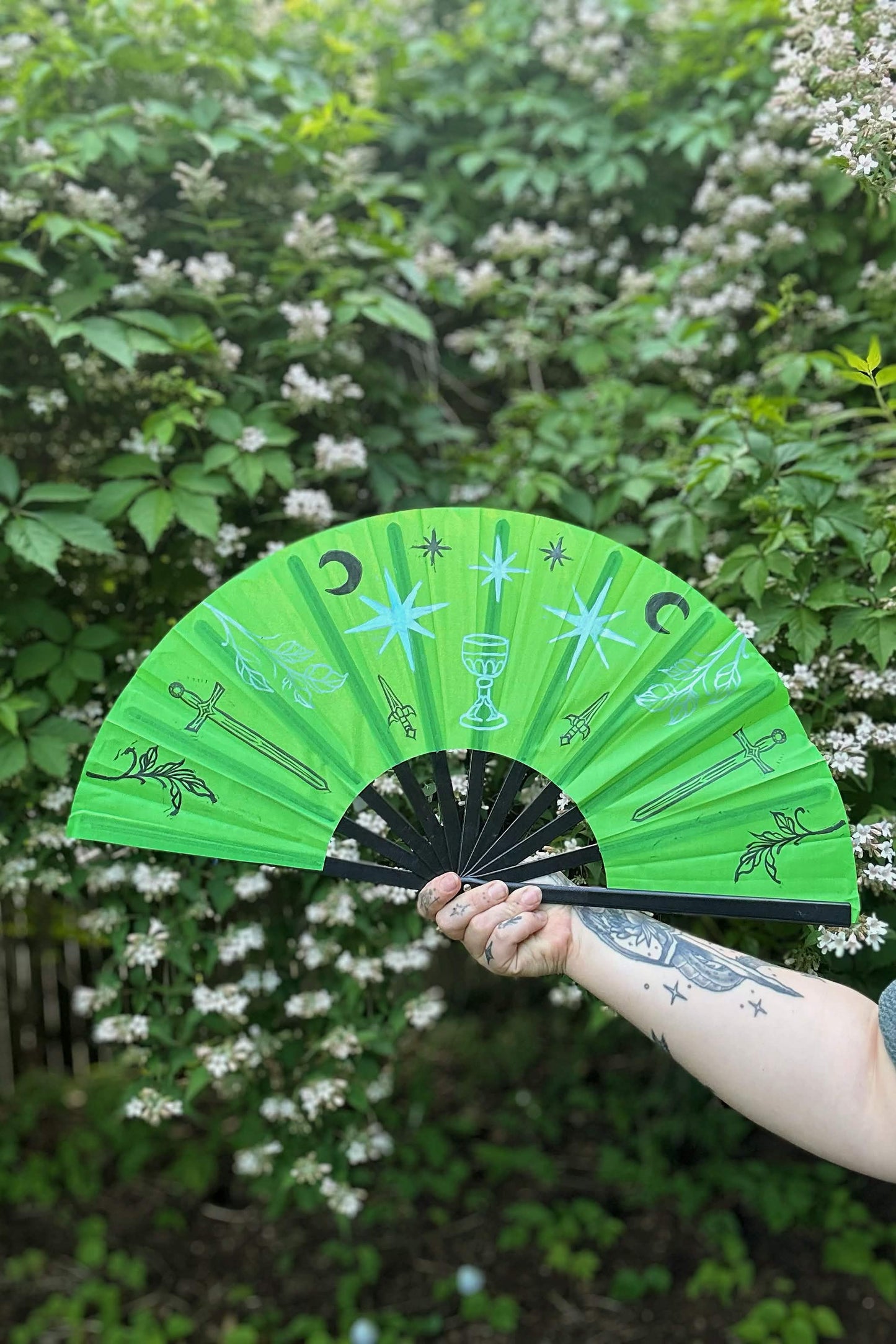 A Courtly Cup - Fabled Fan