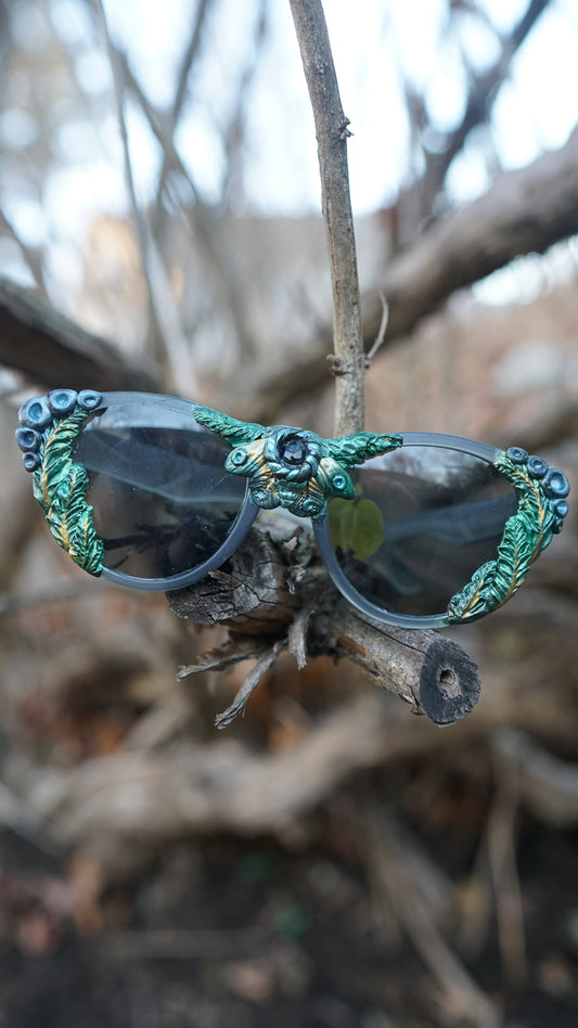 Fae Spectacles - The Magician