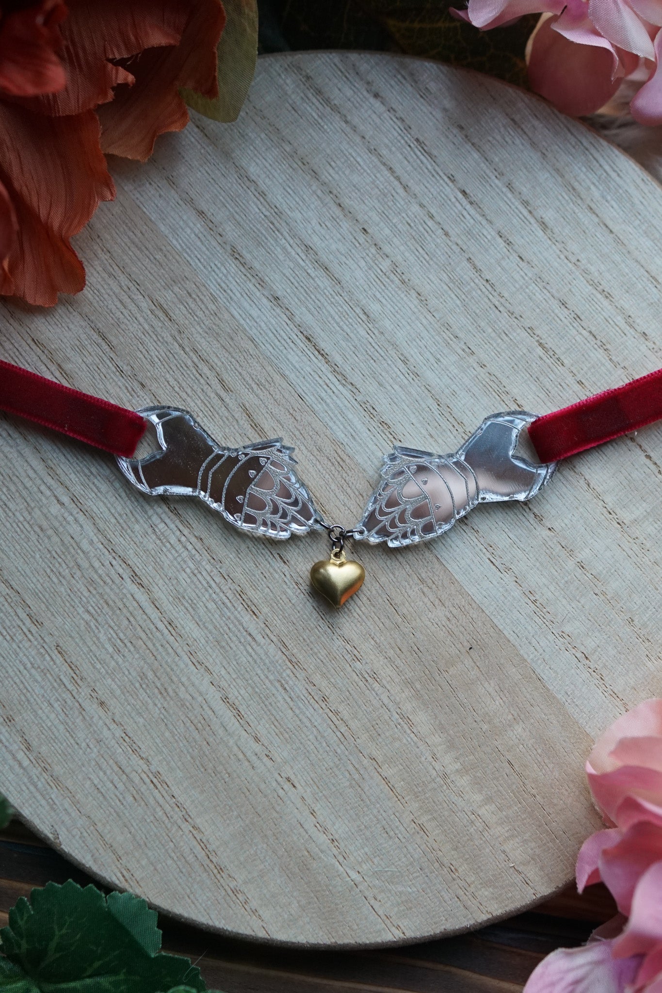 The Knight's Love Choker